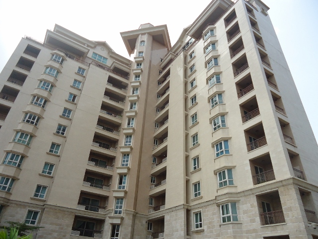 Luxury 4 Bedroom Apartment (10th Floor) with Excellent Facilities