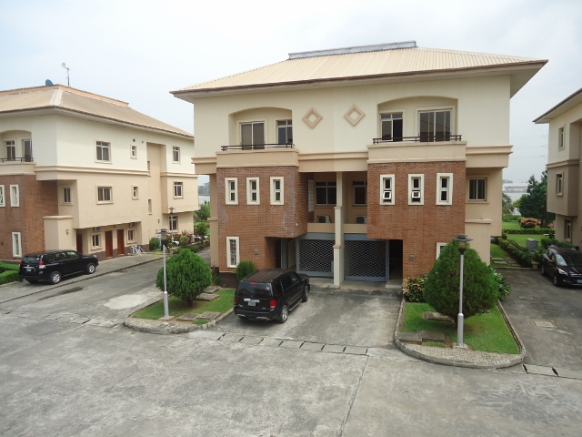 Fully Serviced 4 Bedroom Semi-Detached Duplex with Excellent Facilities at Banana Island