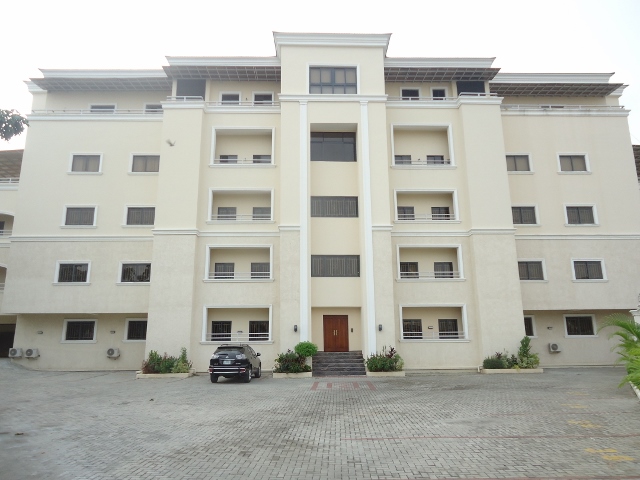 Fully Serviced 3 Bedroom Apartment with State-of-the-Art Facilities