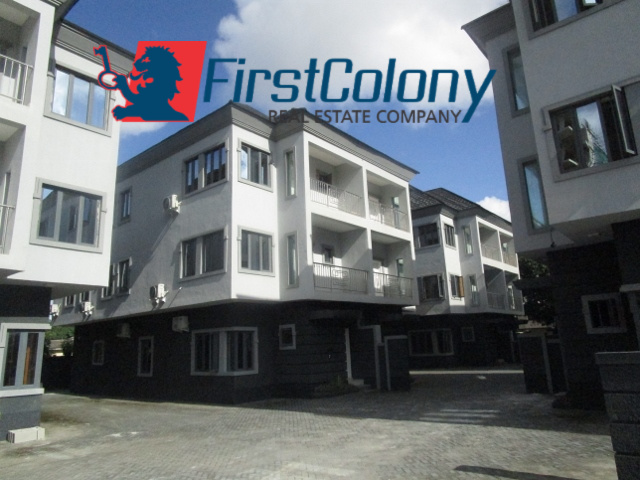 Luxury and Fully Serviced 4 bedroom Semi Detached Duplex