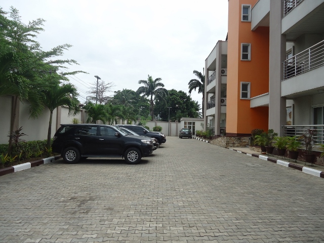 Exquisitely Furnished 3 Bedroom Apartment