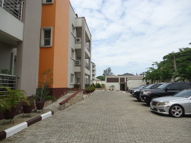 Exquisitely Furnished 2 Bedroom Apartment