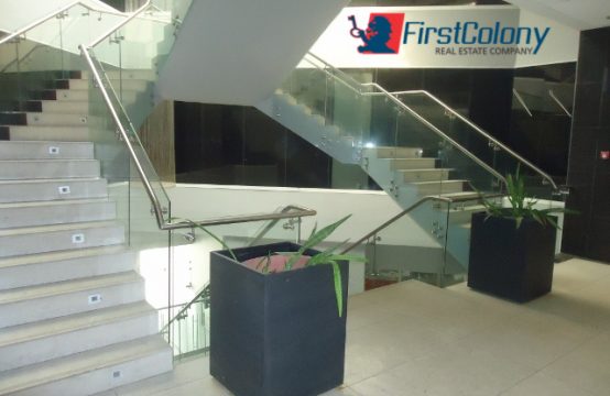 Professional 563sqm Office Space for BlueChip Company
