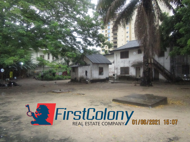 2550sqm Fenced Land with Colonial Building
