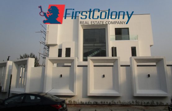New 6 Bedroom Duplex within A Serviced Residential Court