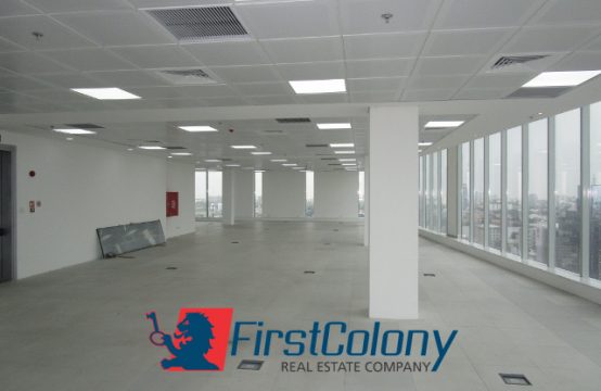 11,190sqm High-End Serviced Office Space