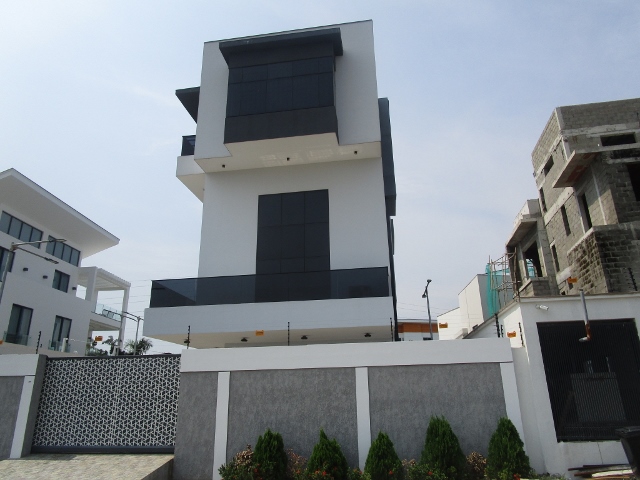 Contemporary 5 Bedroom House with Swimming Pool on Large Ground at Banana Island