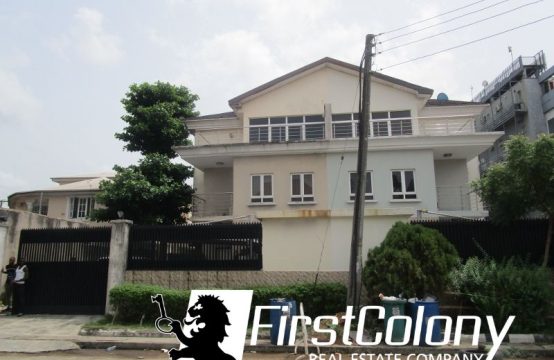 4 Bedroom Semi-Detached Duplex with Private Premises for Commercial Use