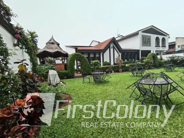 2000sqm Land with existing 6 Bedroom Detached House